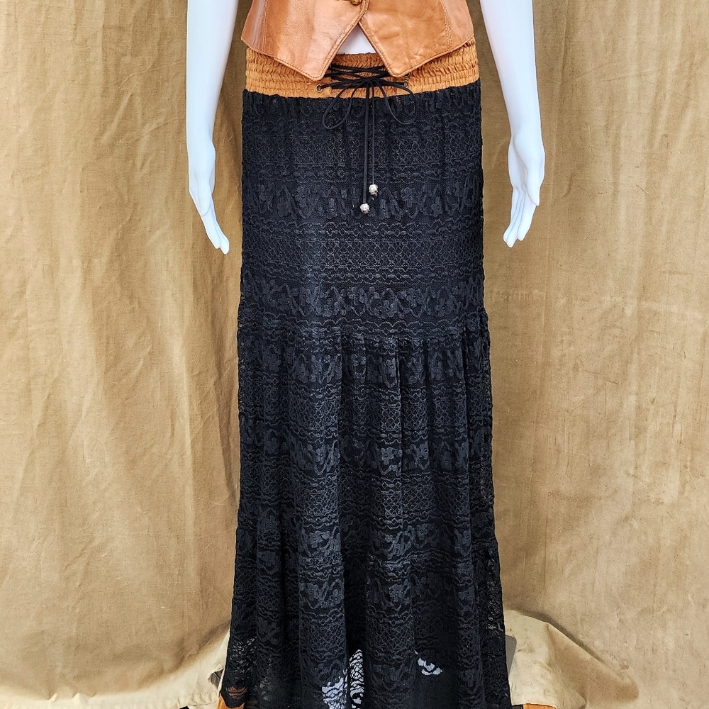 (EUC) CECICO Black & Tan Lace Maxi Skirt